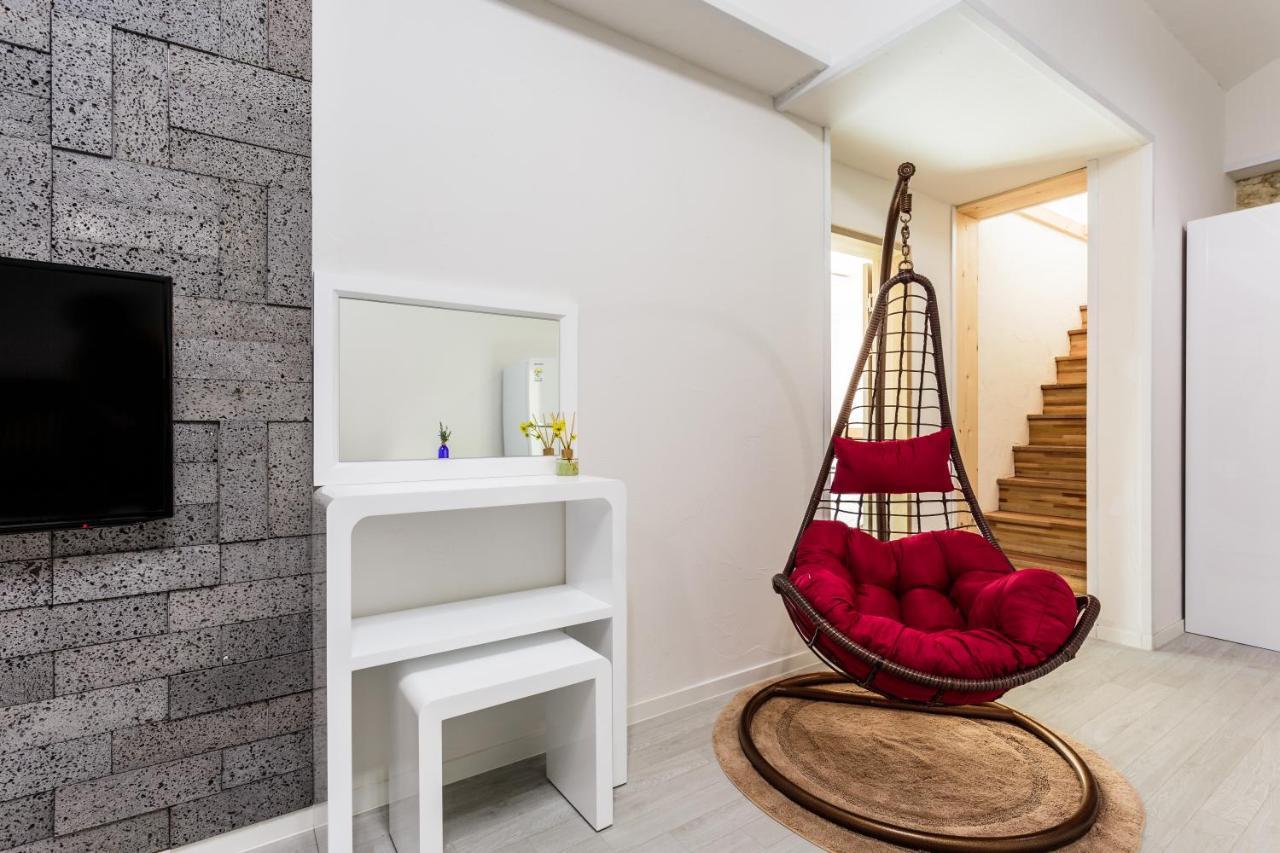Jeju Turning Point Pension Согвипхо Экстерьер фото